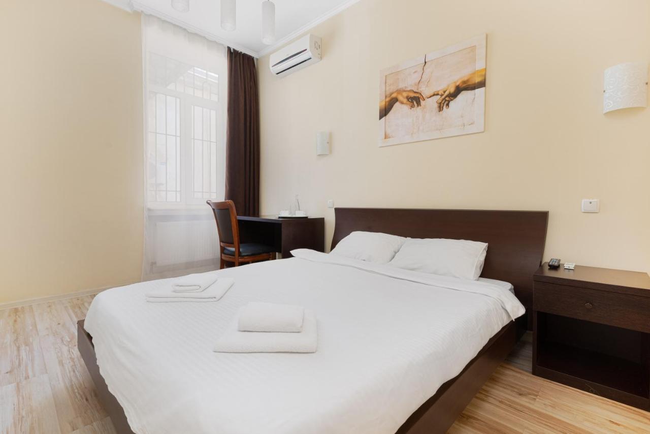 Aparthotel Leonrooms Odessa Extérieur photo