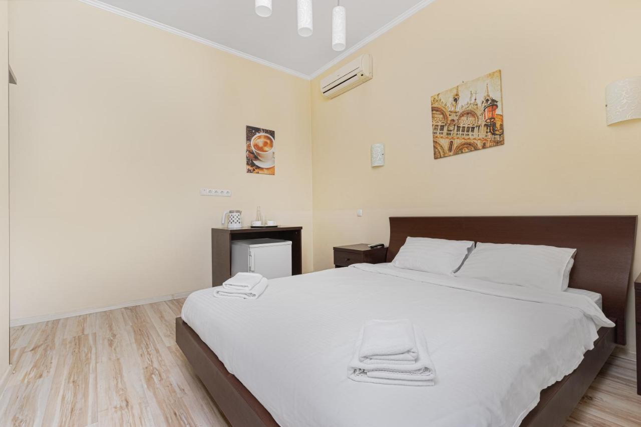 Aparthotel Leonrooms Odessa Extérieur photo
