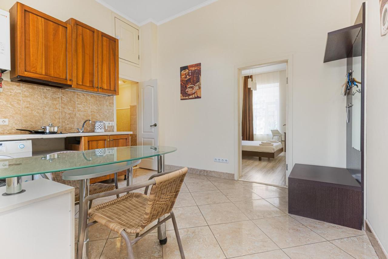 Aparthotel Leonrooms Odessa Extérieur photo